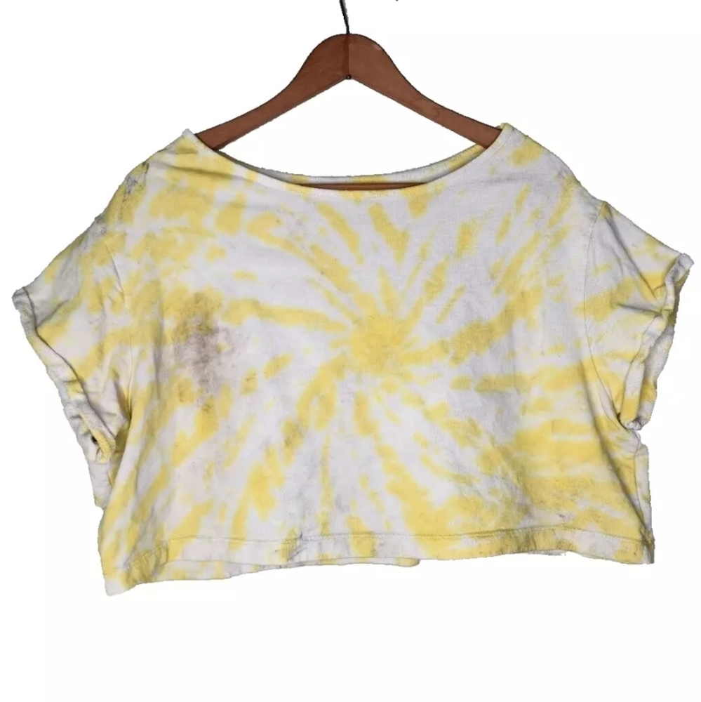 For Days Tie Dye Distressed Crop Sweatshirt in Yellow and White Size L